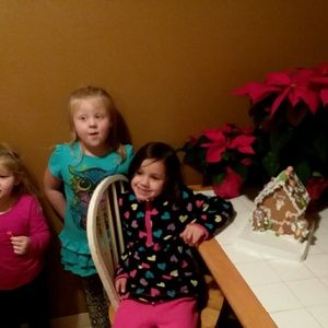 Meet your Posher, Julie